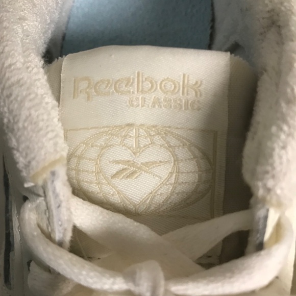 Women’s Reebok Classic Leather Sneakers US 5 White - Picture 8 of 11